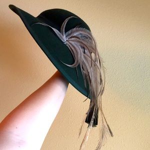 Green Wool Leghorn Ladies Hat w/ Emu Feathers